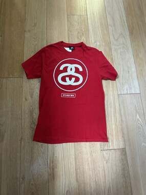 Stüssy N°4 Logo Graphic T-Shirt in Red